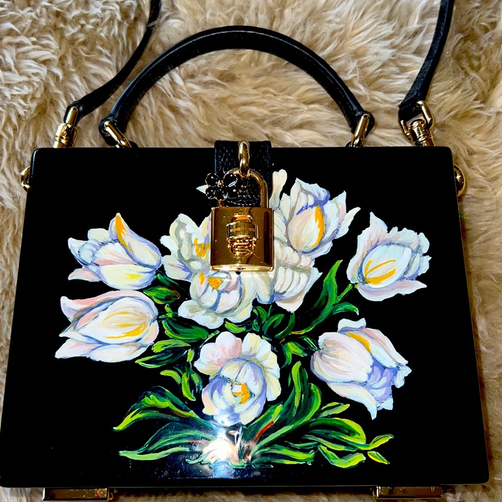 DOLCE & GABBANNA gorgeous, hand-painted hand/shoulder bag. Comes with dustbag.